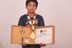 Raghavendra-Ayan-of-G5-is-Titled-as-IBR-Achiever-for-reverse-counting-from-100-to-1-in-37-seconds-and-03-milliseonds